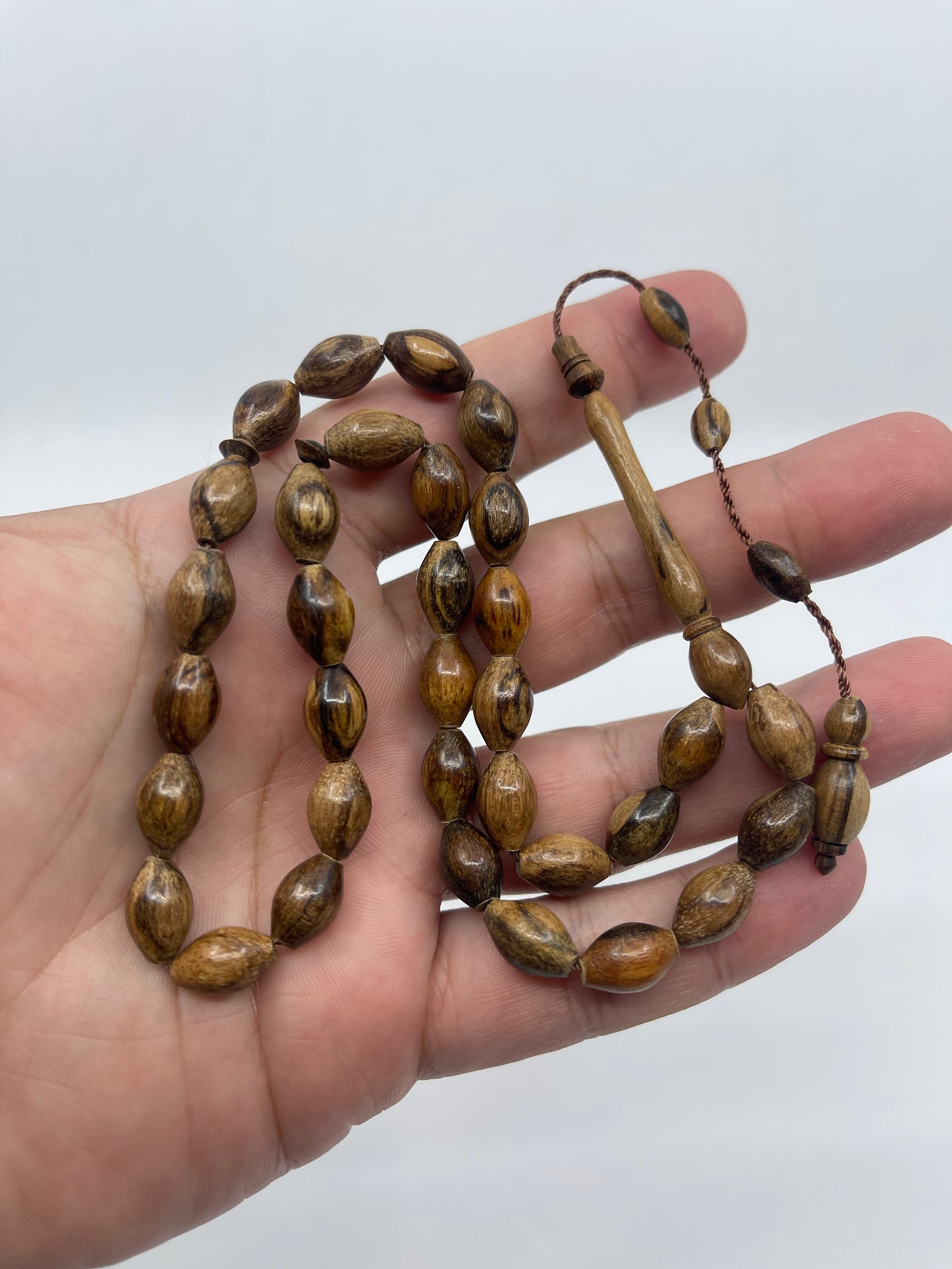 خشب العود